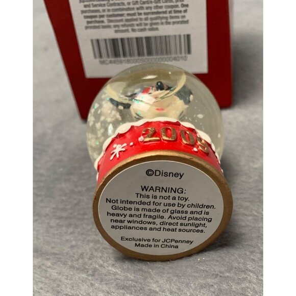 Disney Mickey Mouse 2009 Snow Globe Christmas Decoration with Glitter & Red Base - Picture 3 of 7